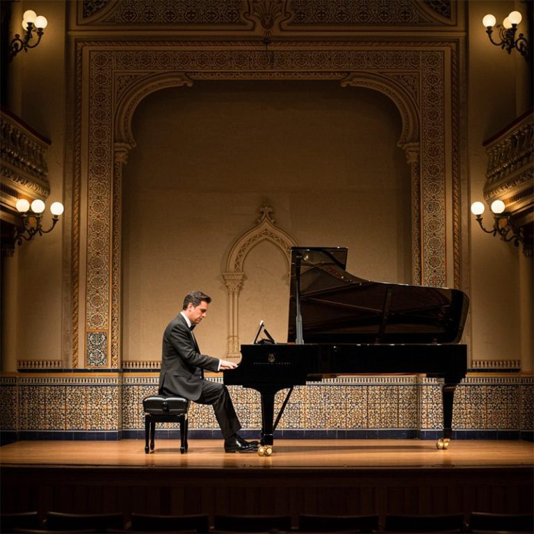 Pianistas famosos actuales, pianistas famosos modernos,  mejores pianistas del mundo